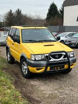 Nissan Terrano 2 2.4 - Nissan Terrano von privat