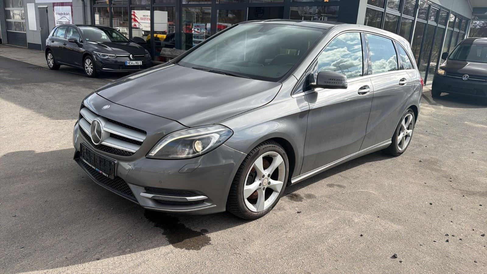 Mercedes-Benz B 250 #XENON #SPORT #SHZ