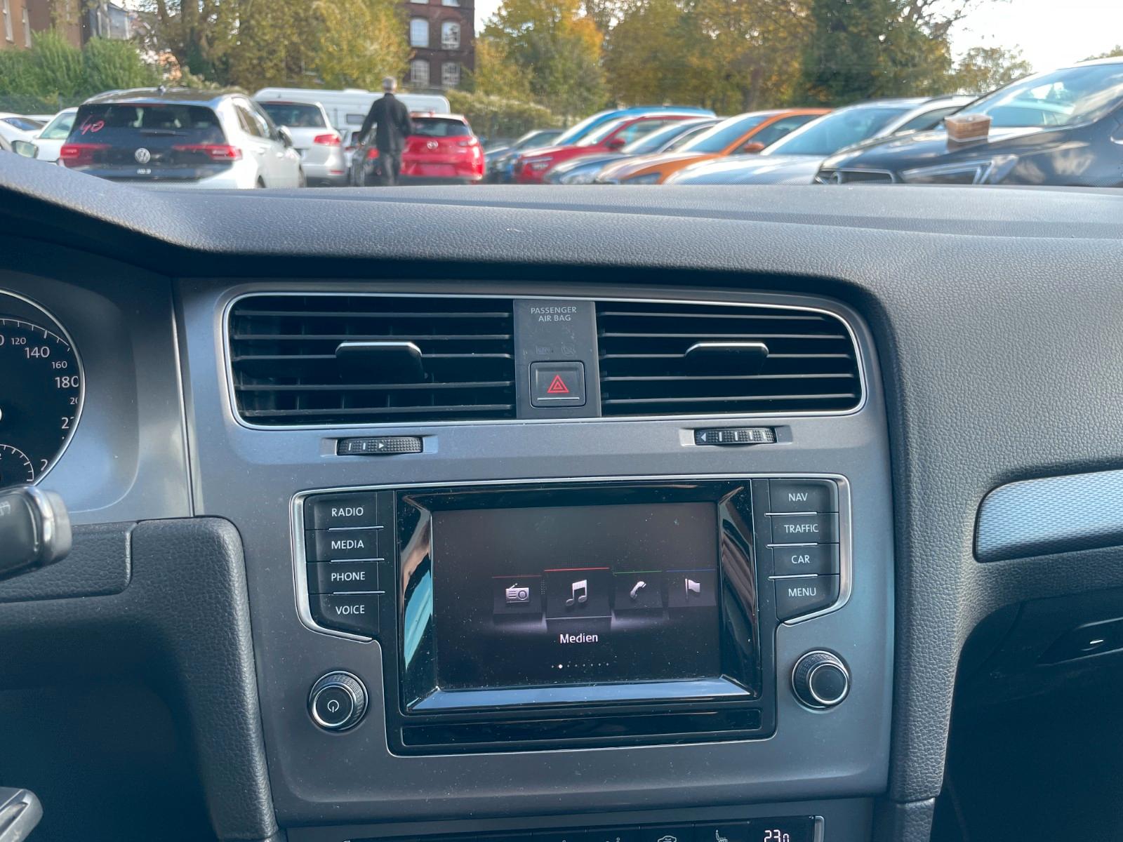 Volkswagen Golf 2015 — photo 20