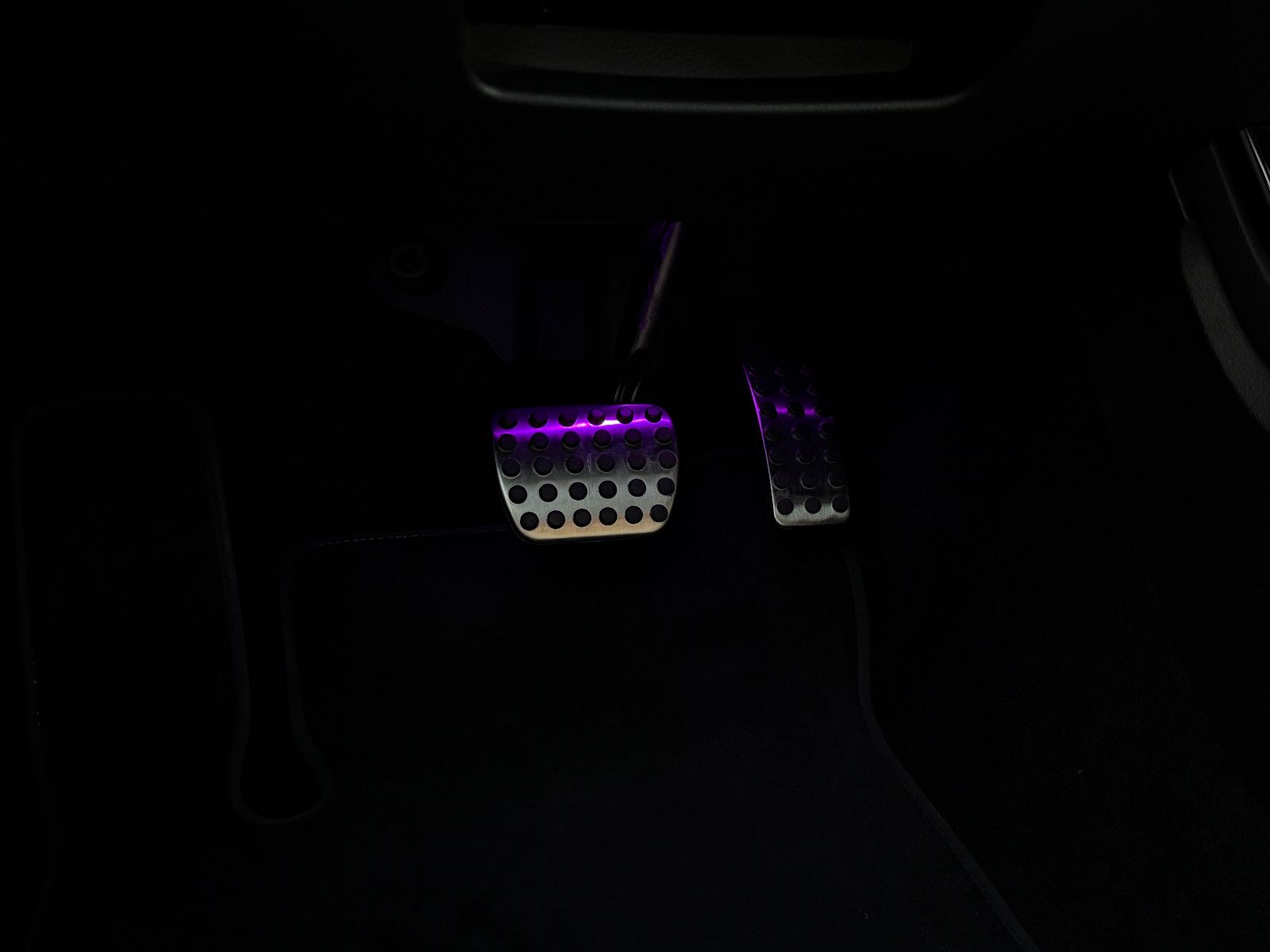 Fahrzeugabbildung Mercedes-Benz CLA 250 SB AMG-Line ACC Leder LED Memory Kamera