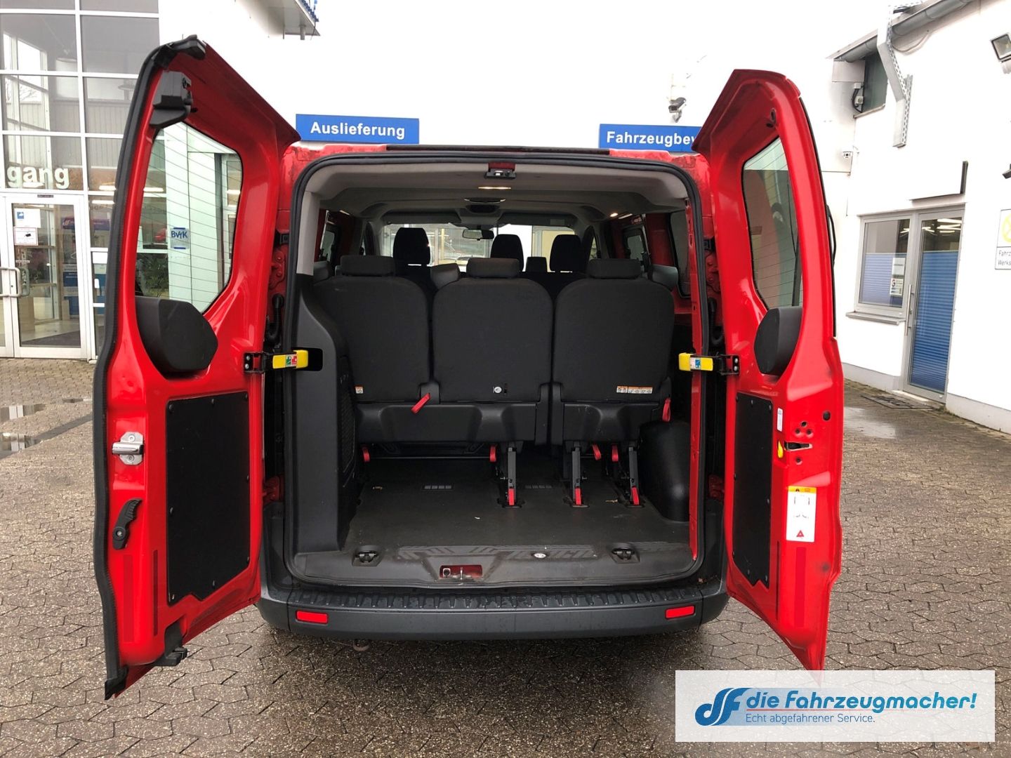 Fahrzeugabbildung Ford Transit Custom Kombi 300 L1 2.2 TDCi *2132