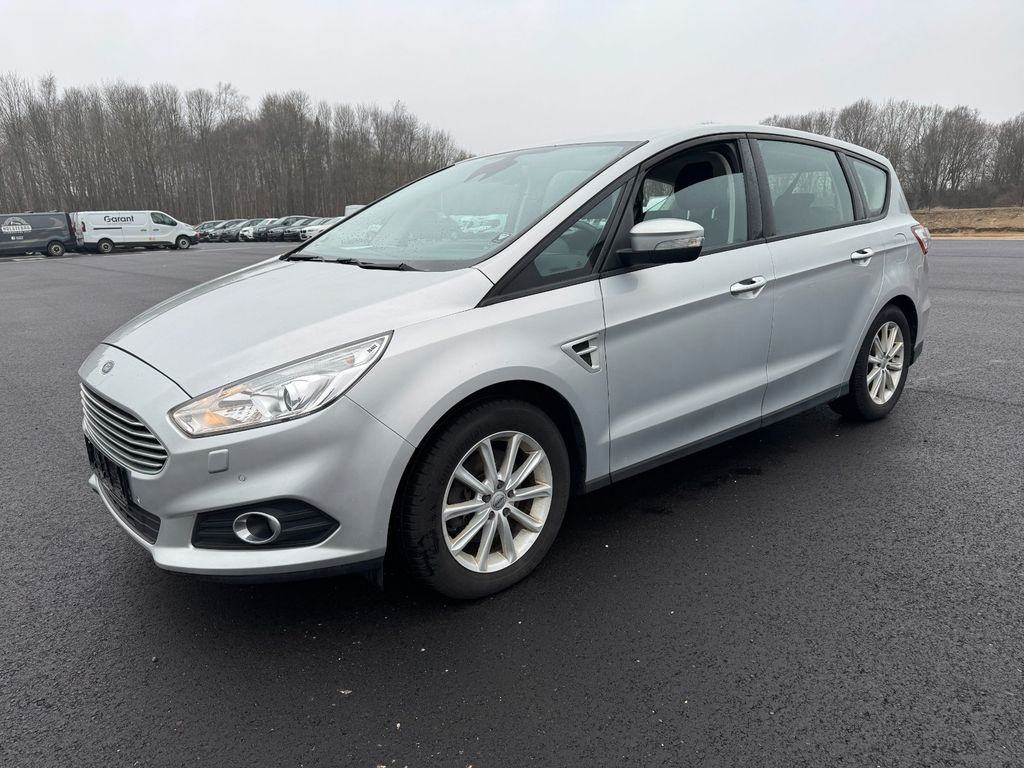 Image of Ford S-Max