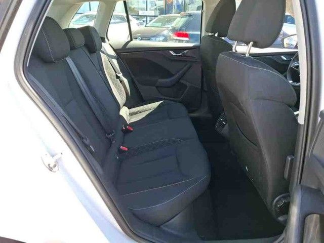 Fahrzeugabbildung Skoda Kamiq Ambition 1.0TSI LED 16"Alu PDC Klimaaut.