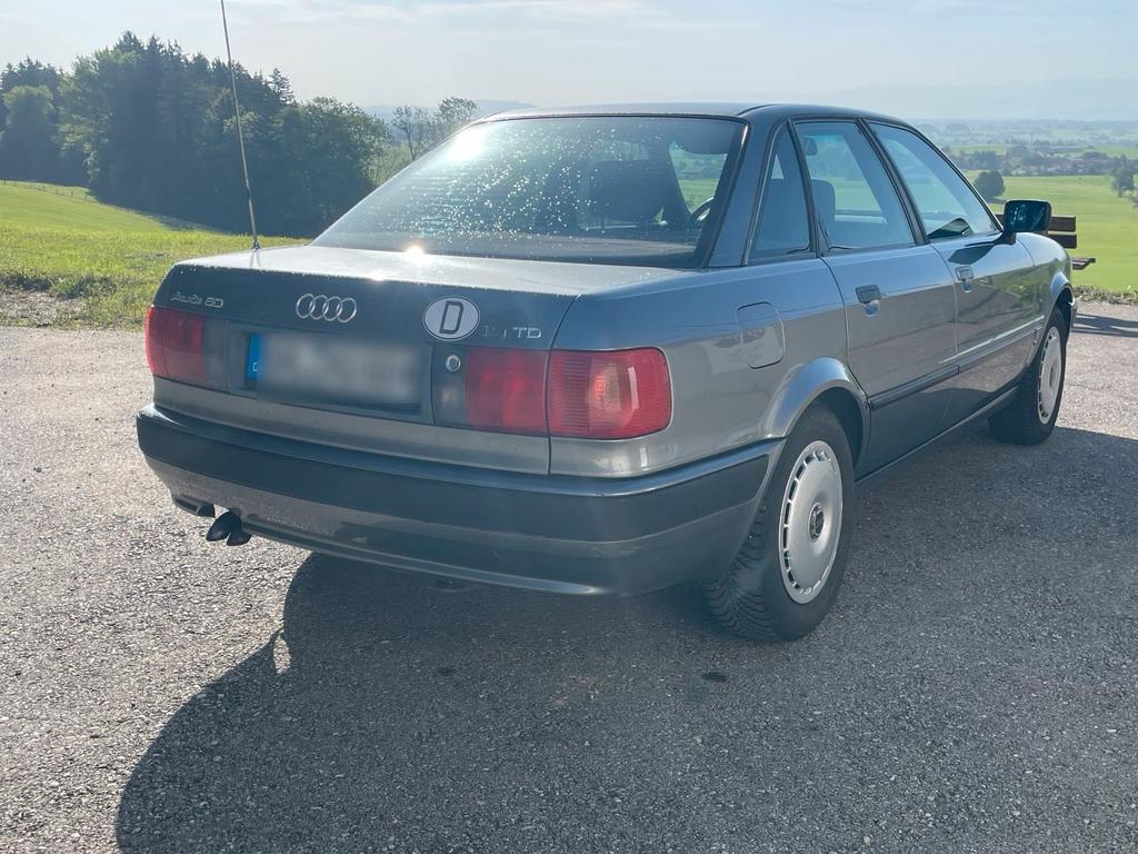 Audi 80