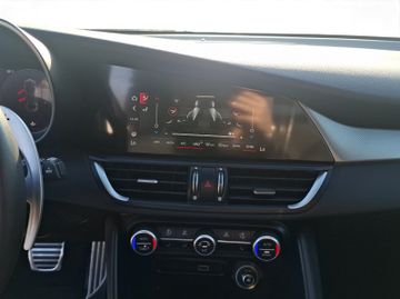 Alfa Romeo Giulia Veloce Q4 2.0 Turbo 16V Kam.+KeyLess+SHZ