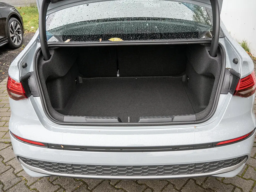 Audi A3 Limousine 30 TFSI PDC SHZ KAMERA NAVI AHK ACC, миниатюра 19