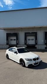BMW E90 330D M Sport | Alpinweiß - BMW 330: 330d E90