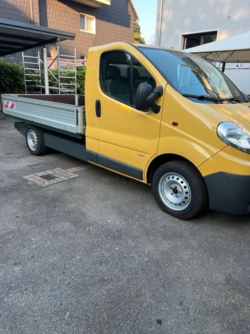 Opel Vivaro 2 l Pritsche