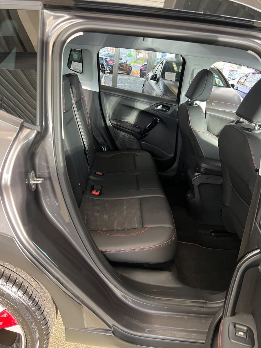 Fahrzeugabbildung Peugeot 2008 Allure GT LINE AUTOMATIK*DACHHIMMEL MIT LED