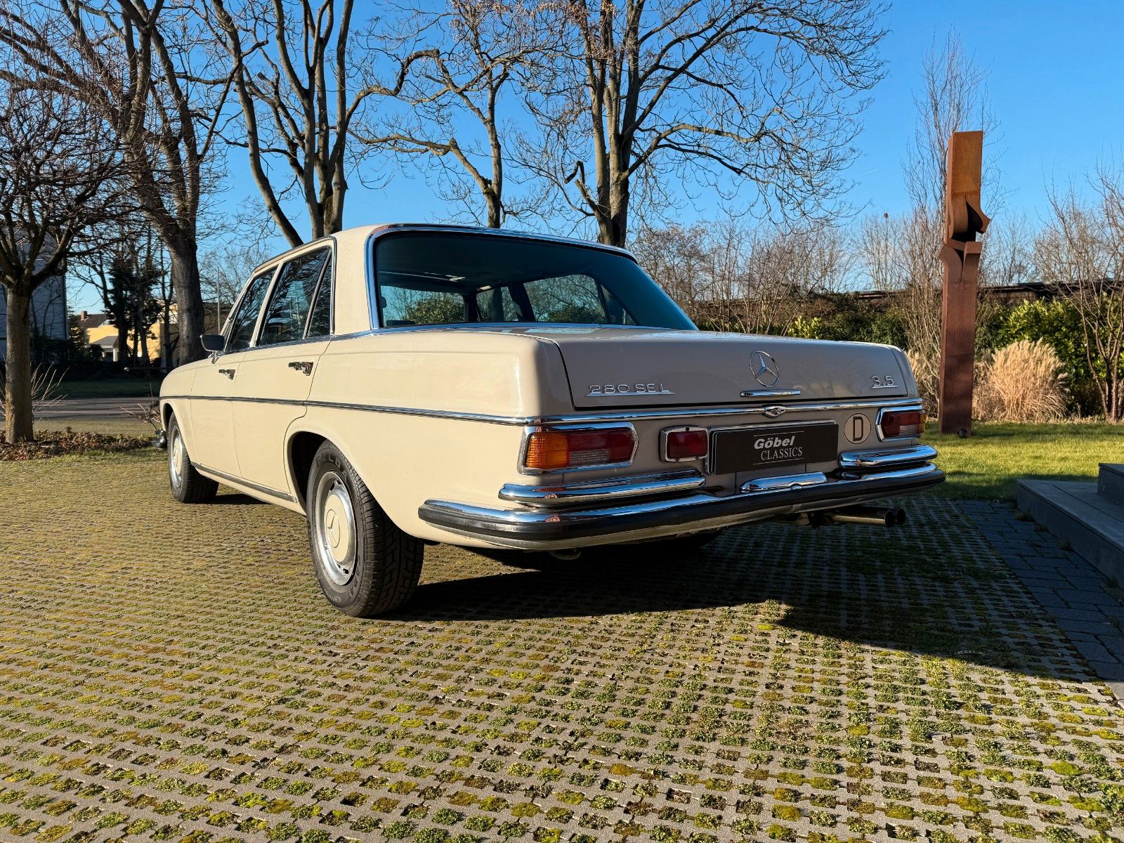 Fahrzeugabbildung Mercedes-Benz 280 SE L 3.5