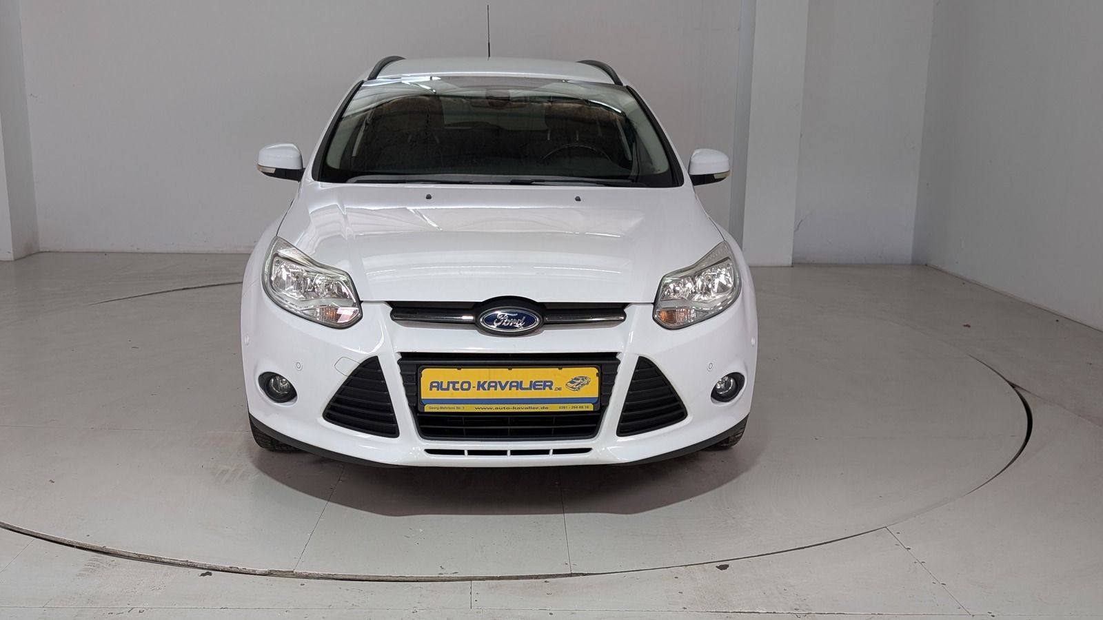 Fahrzeugabbildung Ford Focus Turnier 1.0 EcoBoost * SHZ * AAC. * FH Tre