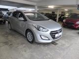Hyundai i30 blue Trend - Hyundai i30 Gebrauchtwagen in Düsseldorf