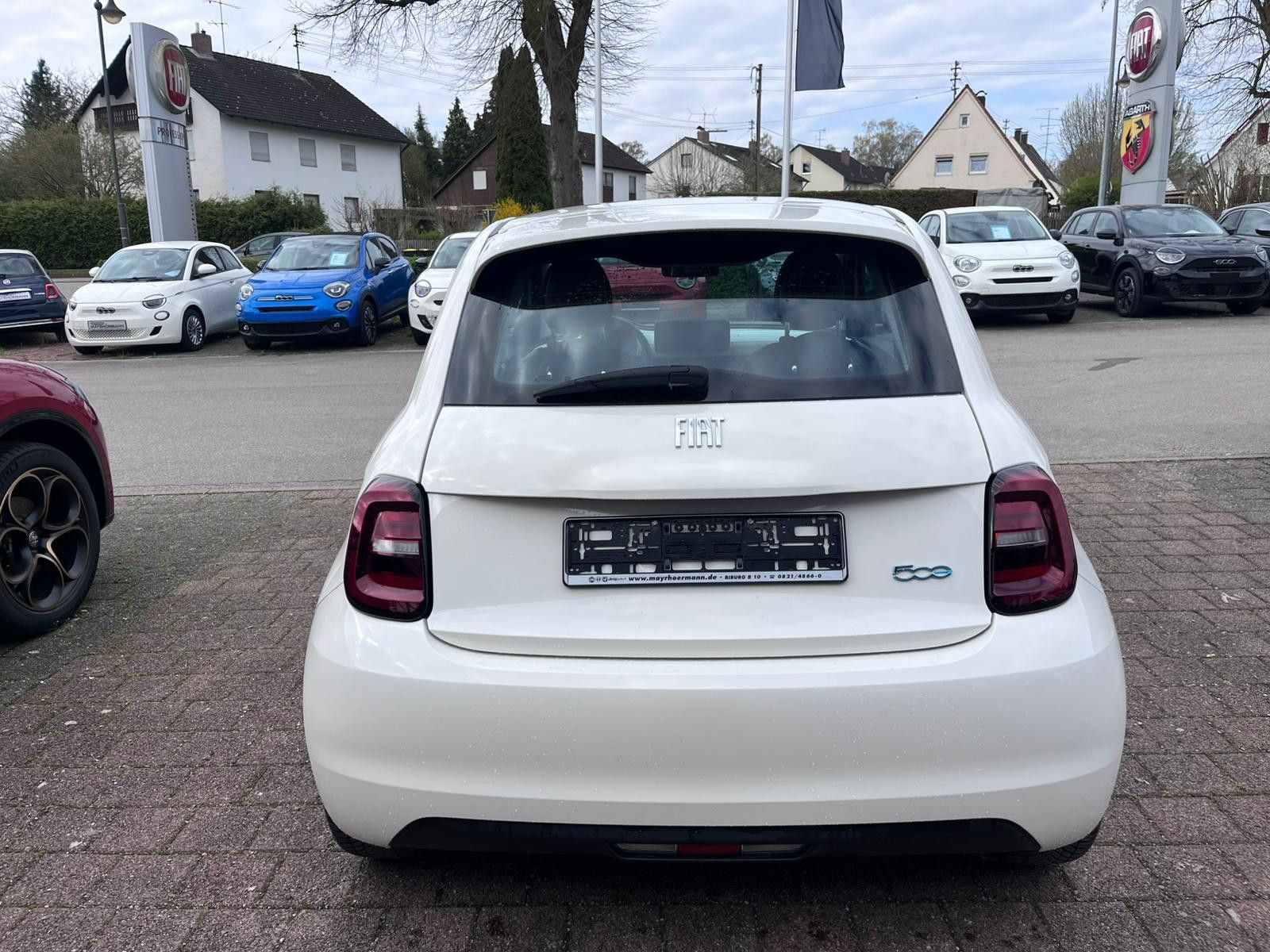 Fahrzeugabbildung Fiat 500e