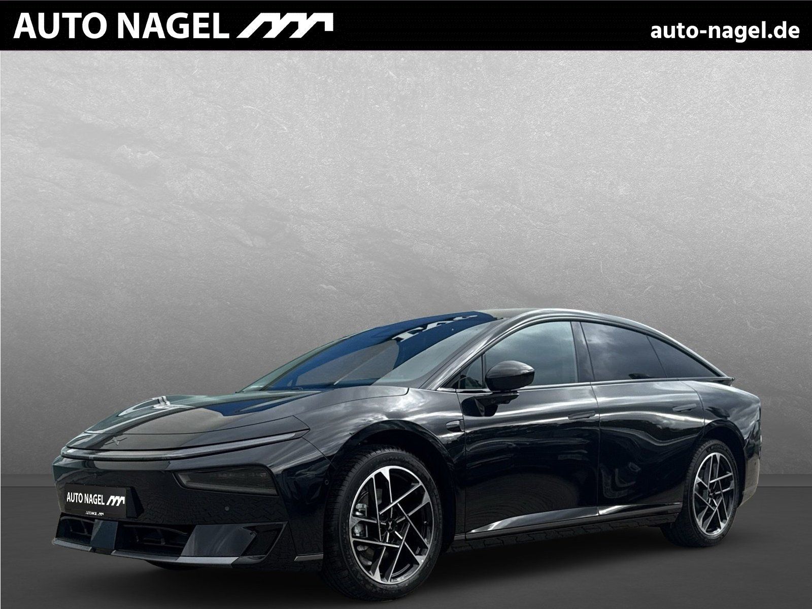 XPENG P7