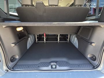 Nissan Primastar Kombi Tekna dCi170 °LED°Navi°RFK°SHZ°