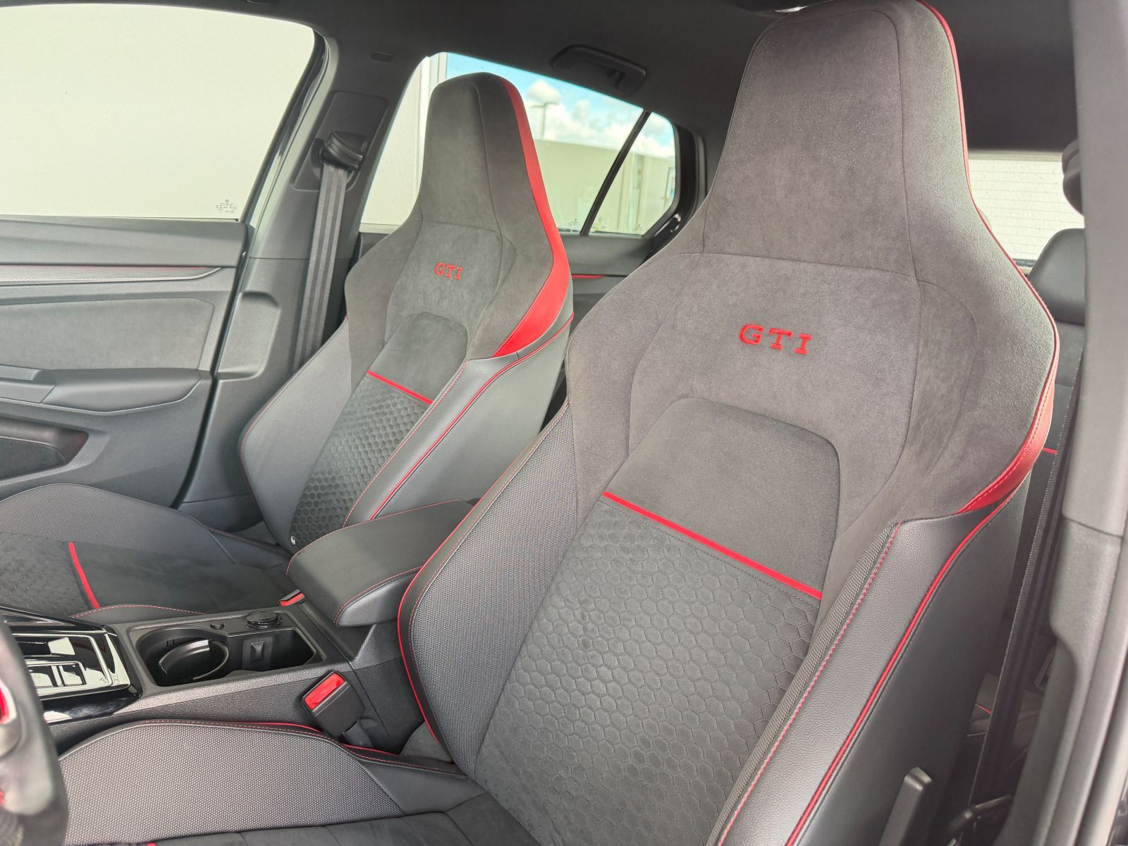 Volkswagen Golf - Bild 12