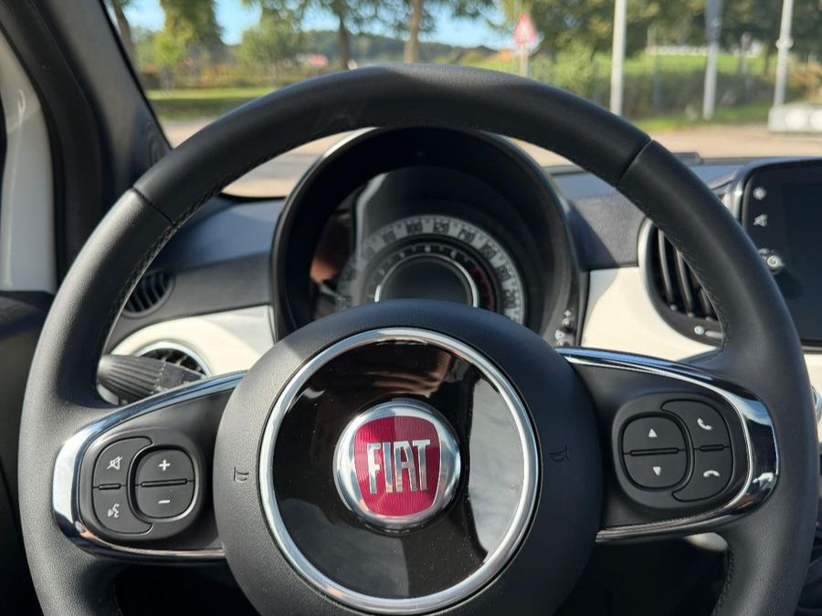 Fahrzeugabbildung Fiat 500 Dolcevita Hybrid