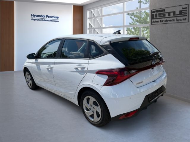 Fahrzeugabbildung Hyundai i20 Essential 1.2 T-GDI +CARPLAY+TEMPOMAT+SHZ+RF