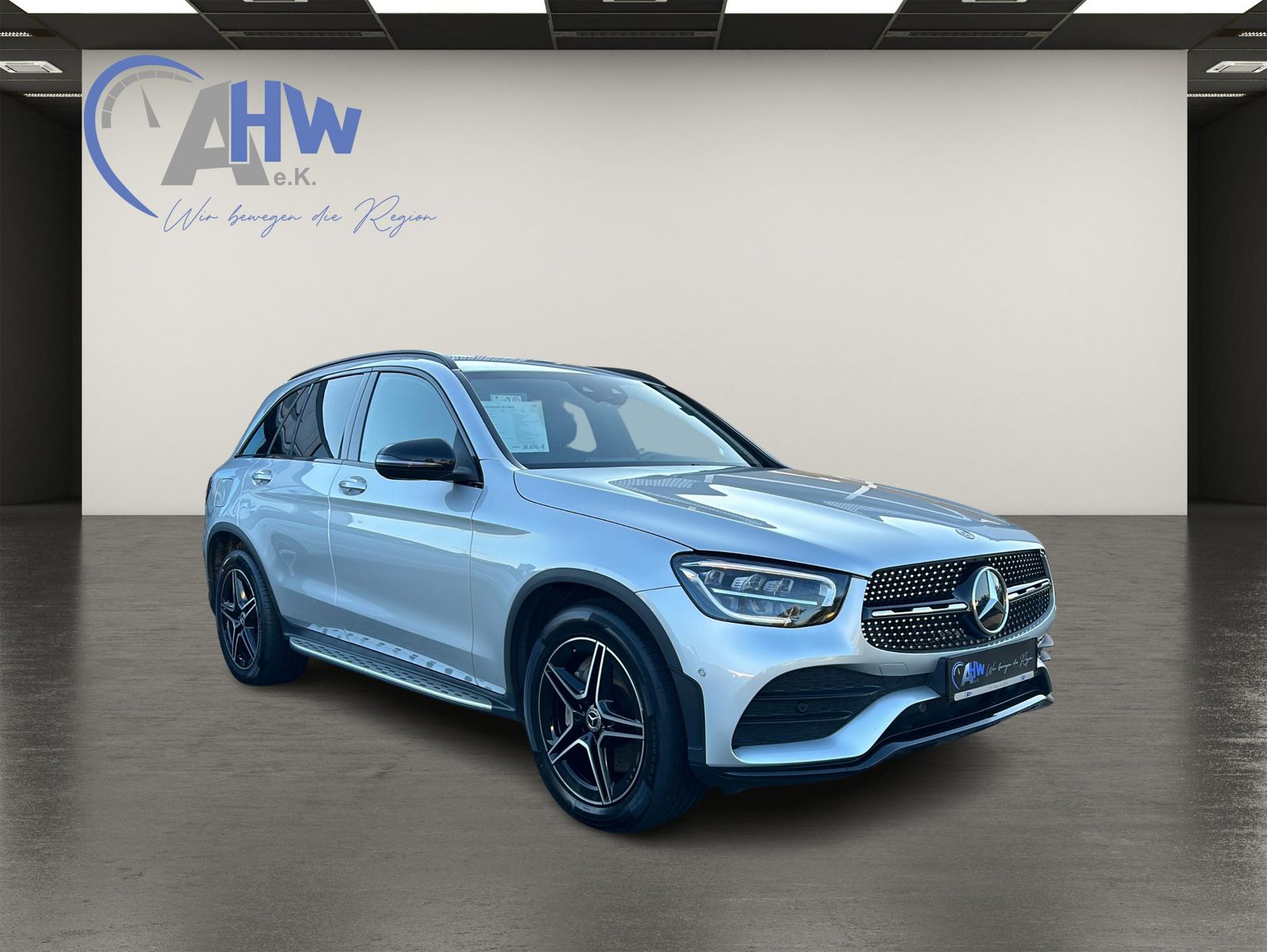 Fahrzeugabbildung Mercedes-Benz GLC 300 d 4Matic AMG Line