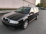 Skoda Octavia 1.6 sr Kombi 101 PS . Tüv ne... - Skoda Octavia aus 2002: Kombi