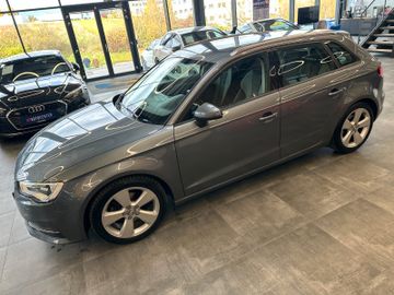Audi A3 Sportback ambition*2. Hand*Klima*SHZ*PDC*