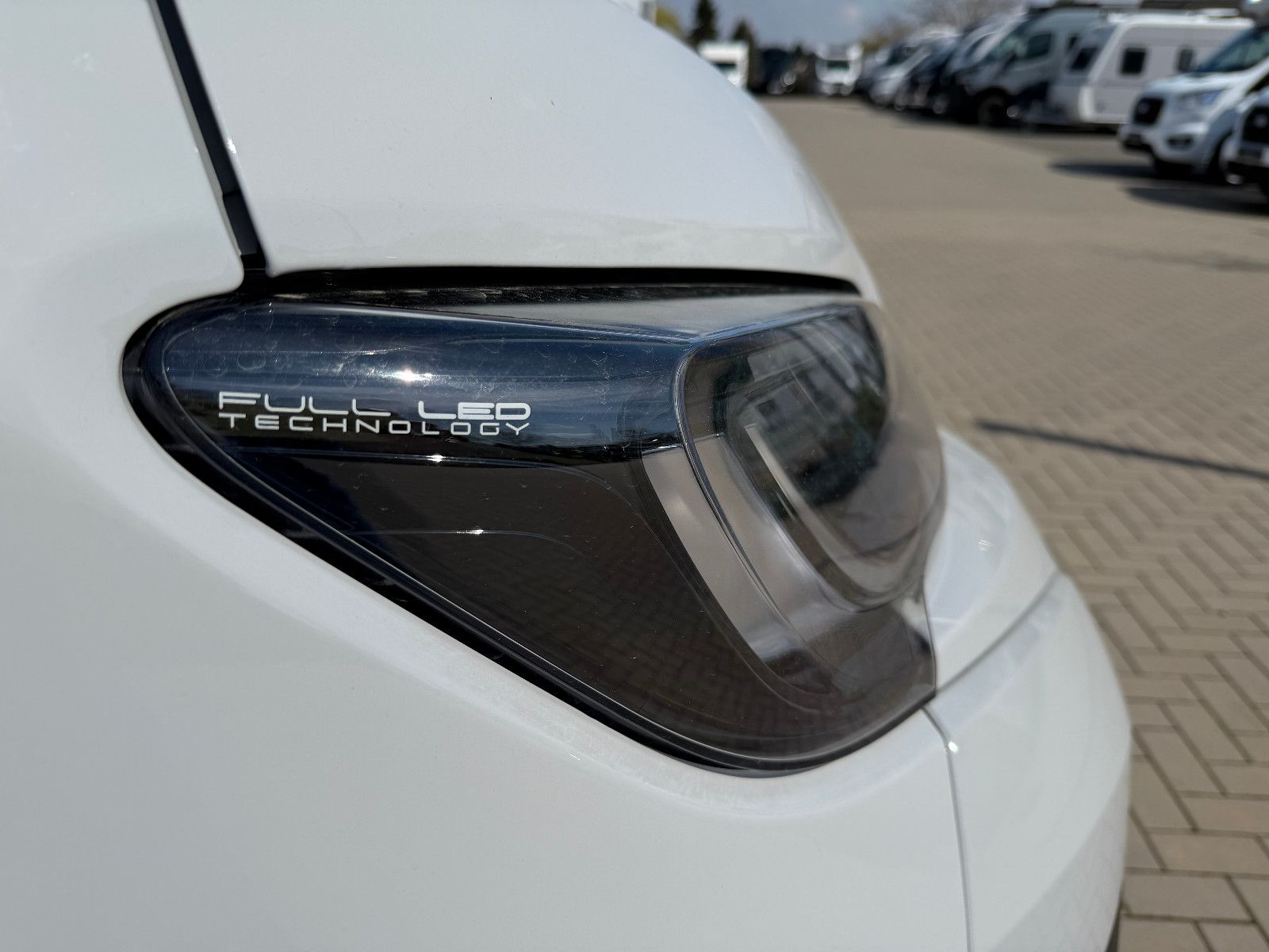 Fahrzeugabbildung HYMER / ERIBA / HYMERCAR Redwood 601 - Voll - 6.871€ sparen!