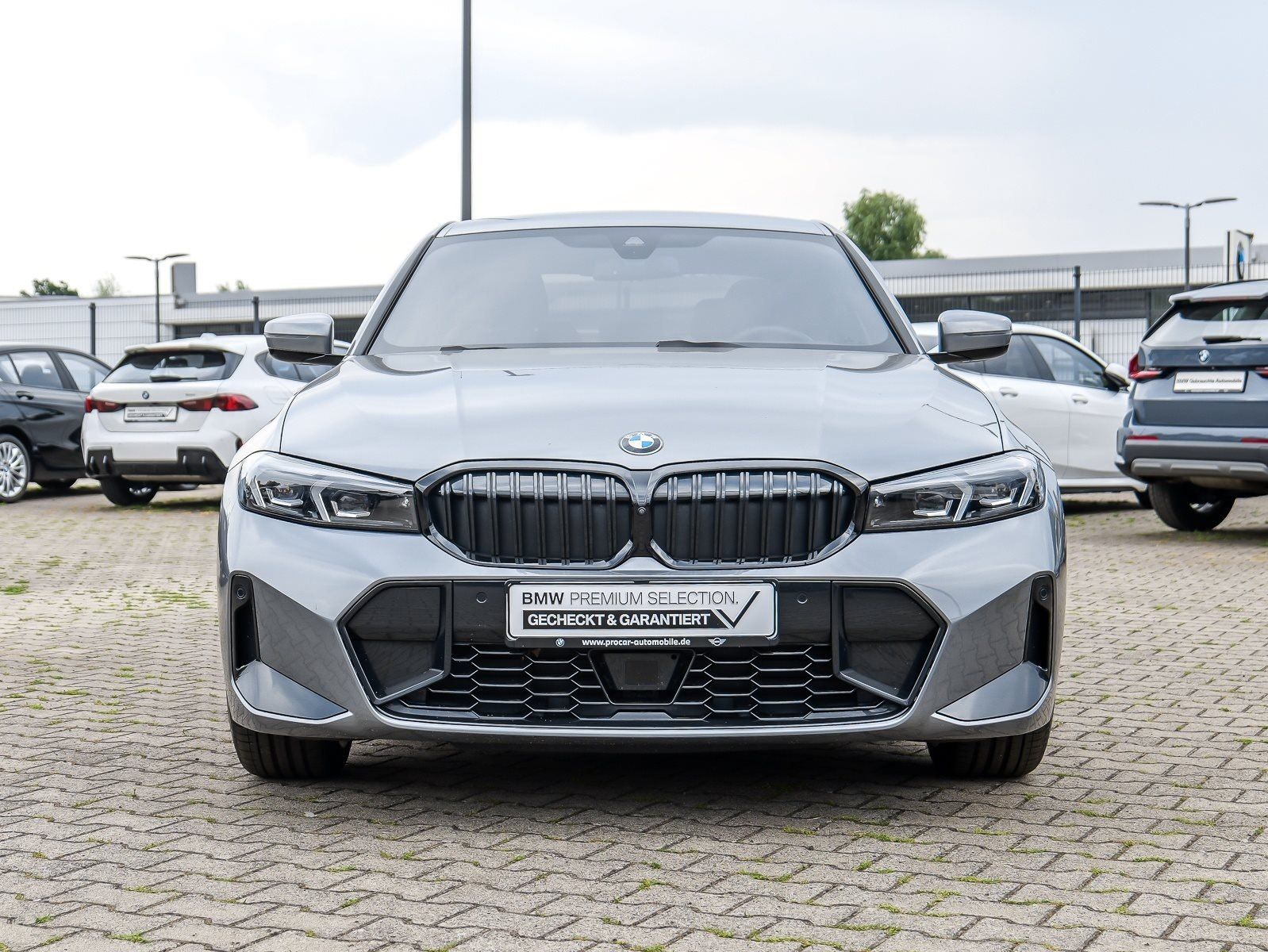 BMW 330 - Bild 8