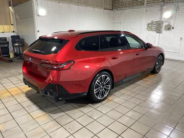 صورة 2 لـ 2026 BMW I5