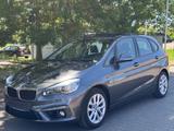 BMW 218 Baureihe 2 Active Tourer 218 i Navi Panorama - Cars in Wiesbaden: Kleinwagen