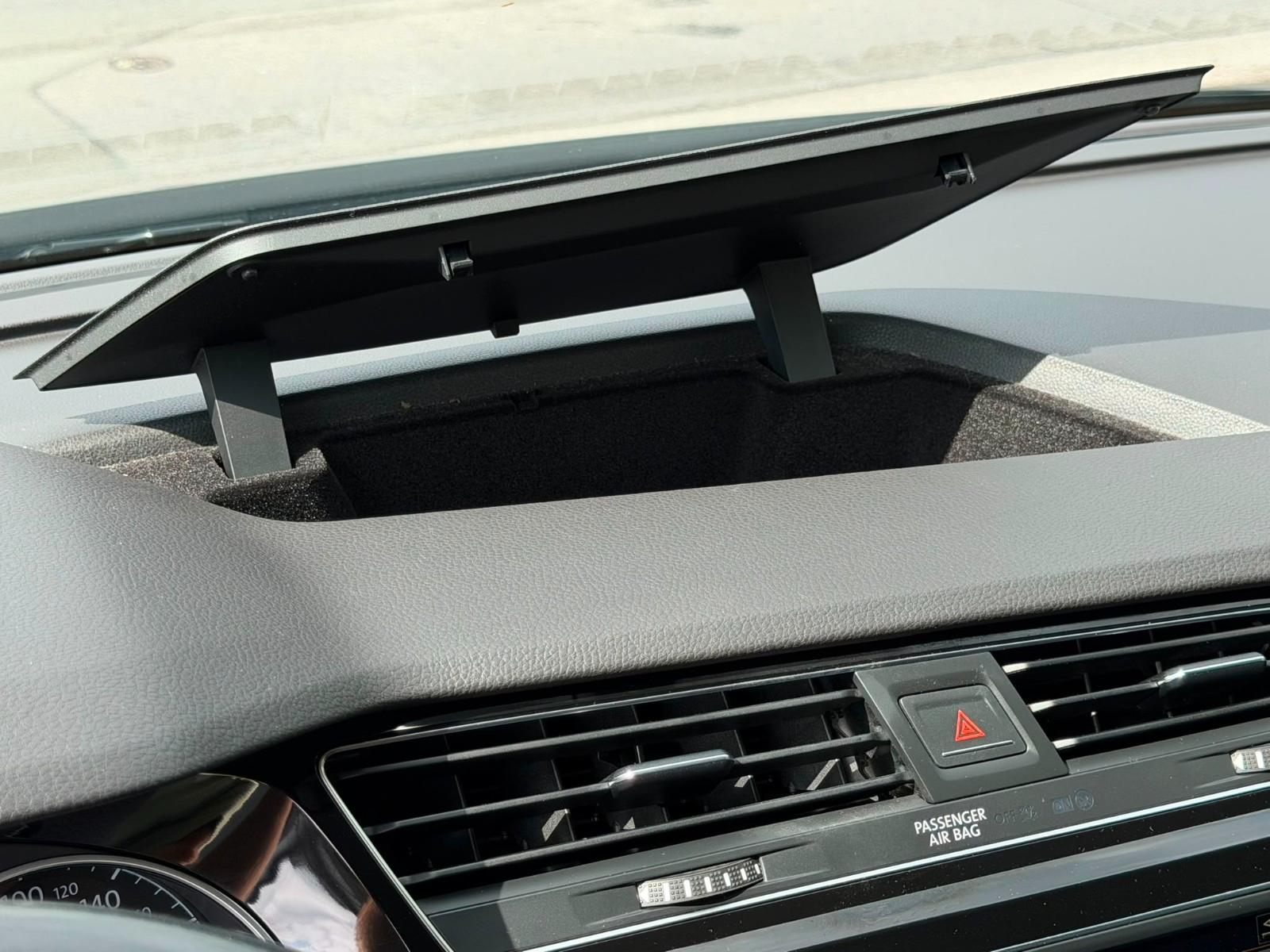 Volkswagen Touran 1.4 Comfortline BMT Kamera-Navi-7.Sitzer-