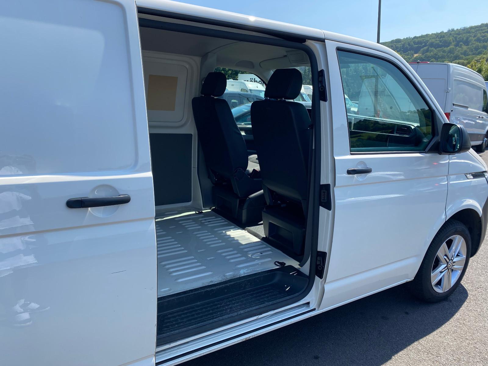 Volkswagen T6.1 Transporter 2.0 TDI DAB Seitenwindassistent