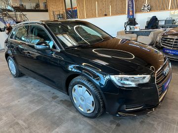 Audi A3 Sportback 30 TFSI design *2. Hand*Klima*Navi*