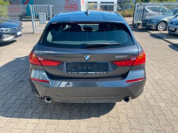 BMW 120 - 6