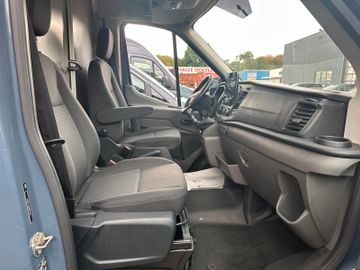 Ford Transit - 12