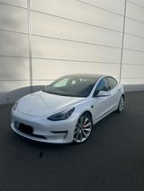 Tesla Performance*DM*AWD*8-fach bereift*UNFALLFREI - Tesla in Bielefeld