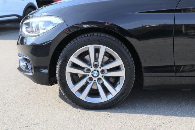 BMW 1er - 120i Sport Line SHD/Autom./Klima/LED/BC/NS