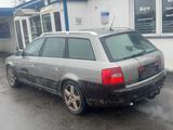 Audi A6 2.5 TDI 132kW Quattro Avant (Schaltgetriebe ) - Audi A6 aus 2003: Kombi