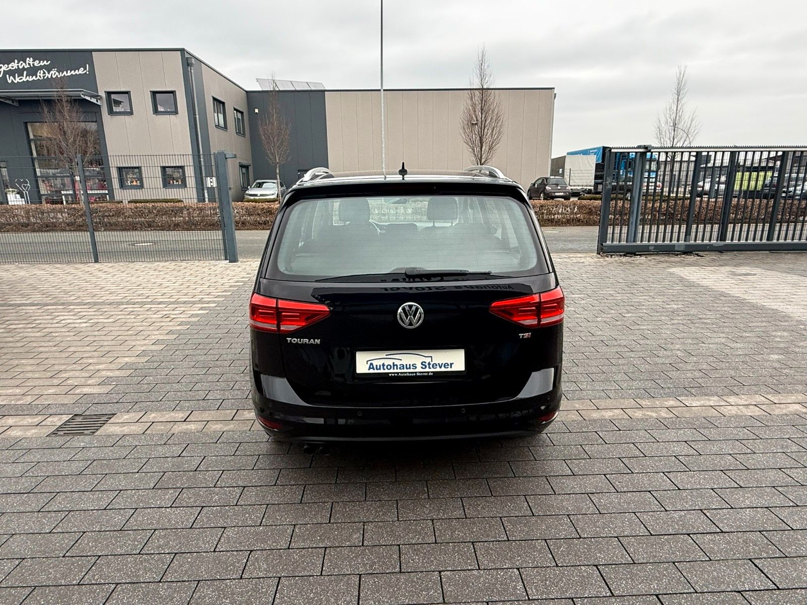 Fahrzeugabbildung Volkswagen Touran Highline BMT/Start-Stopp