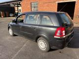 Opel Zafira B Family 1.8 Automatik 7-Sitzer ! - Opel Zafira: 1.7