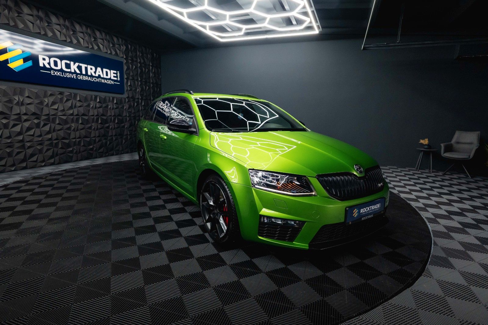 Fahrzeugabbildung SKODA Octavia Combi RS Performance *1.Hand*LED*CarPlay