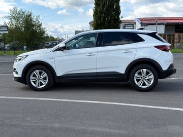 Opel Grandland (X) - 9