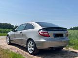 Mercedes-Benz C 180 KOMPRESSOR Sportcoupé - - Mercedes-Benz C 180: Kompressor Sportcoupe
