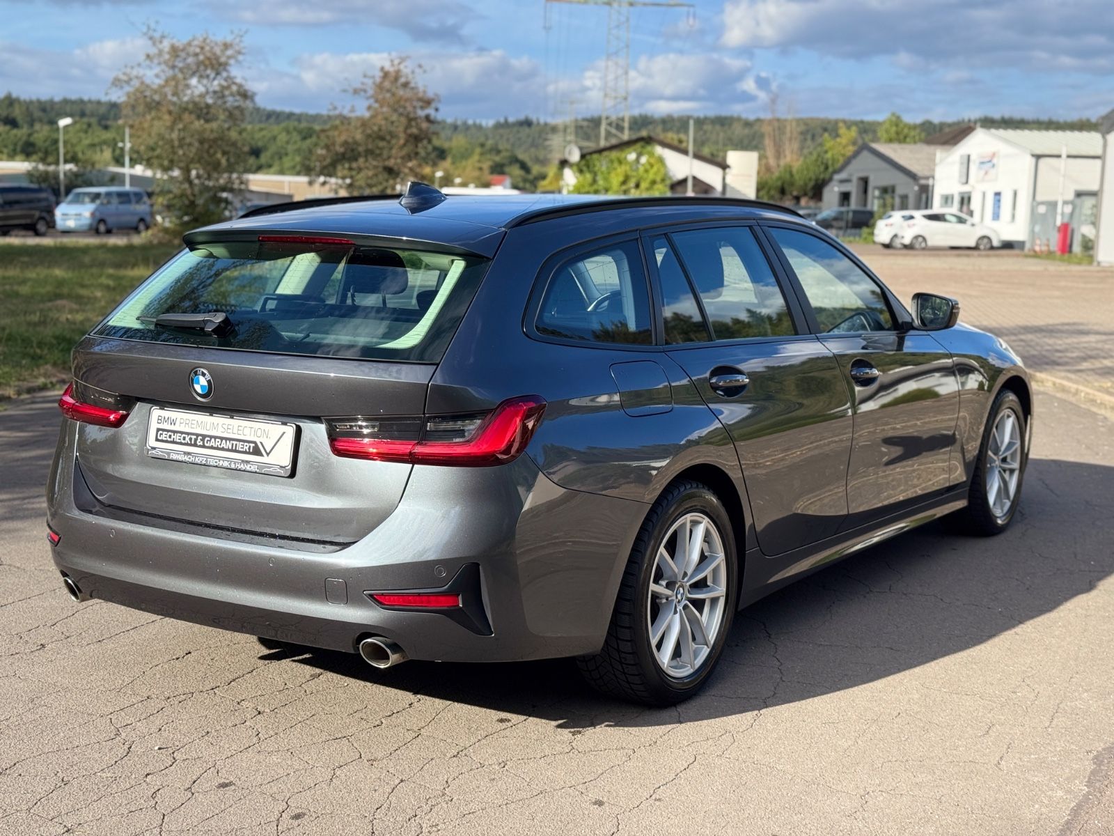 BMW 318 3 Touring 318 d Advantage imagem 3