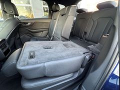 Fahrzeugabbildung Q7 55 TFSI quattro 7-Sitzer