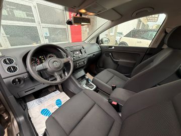 Volkswagen Golf - 11
