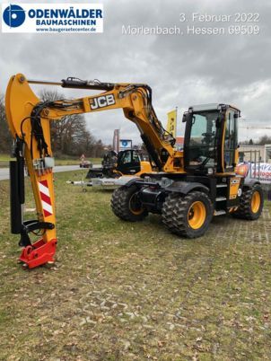 JCB HydraDig 110W