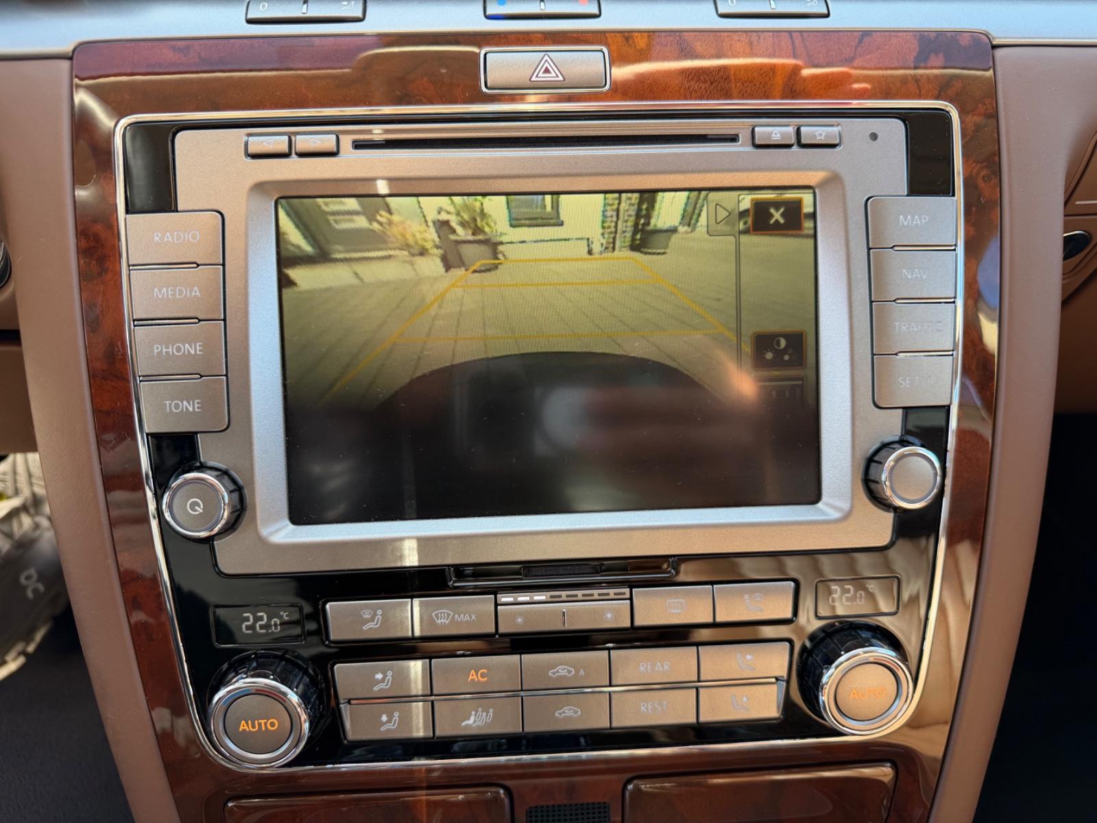Volkswagen Phaeton 3.6 FSI Exclusive*VW SCHECKHEFT*TOP*