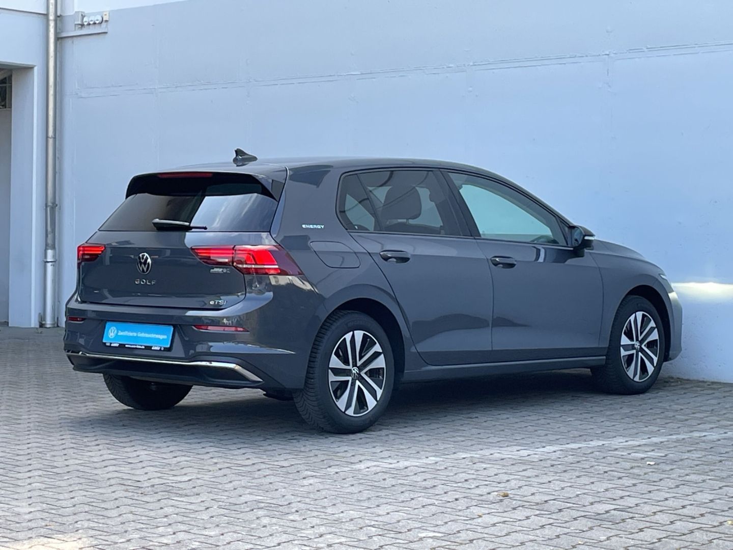 Golf VIII 1.5 eTSI DSG Energy AHK/Kamera/ACC/Nav