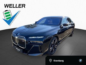 BMW Leasingangebot: BMW M760e DAPro 360° B/W Massage 21" MultiSi