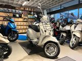 Vespa Primavera 125 Eu5+ weiß - Sonderpreis - VESPA PRIMAVERA 125 S